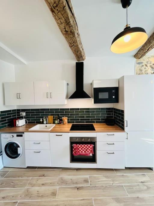 Superbe Appartement Au Coeur Du Mourillon Refais A Neuf Proche Des Plage Тулон Екстериор снимка